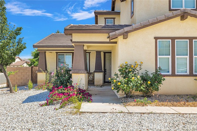 Detail Gallery Image 3 of 42 For 12283 Tortuga St, Victorville,  CA 92392 - 4 Beds | 3 Baths