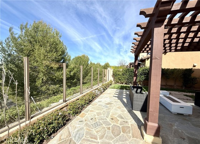 Detail Gallery Image 4 of 27 For 67 Fuchsia, Lake Forest,  CA 92630 - 3 Beds | 2/1 Baths