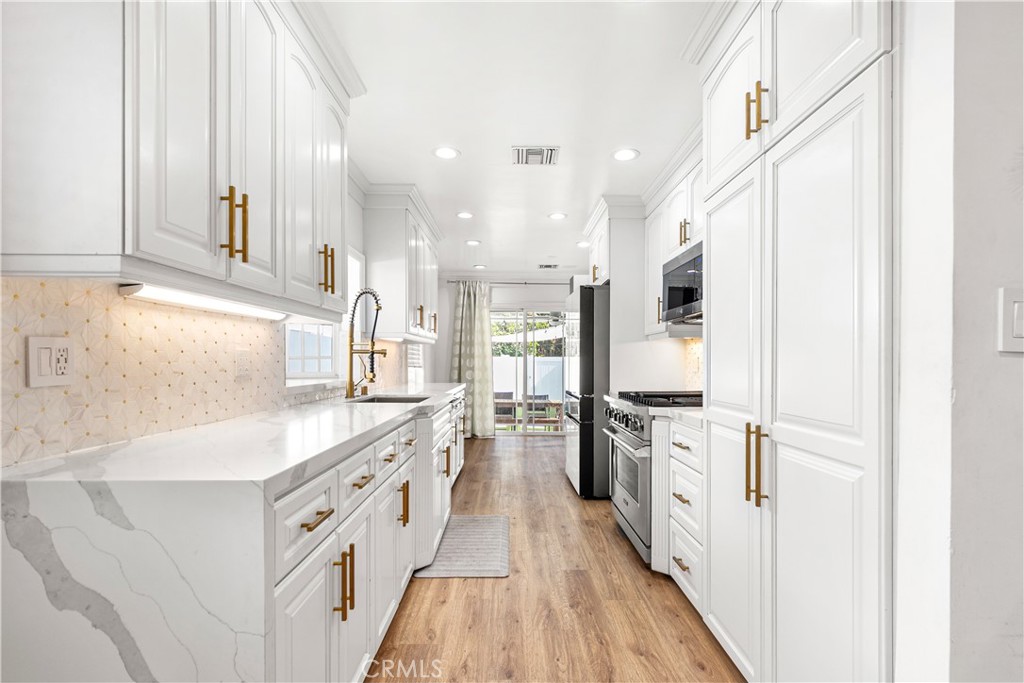 MLS #SR25253979 image #1