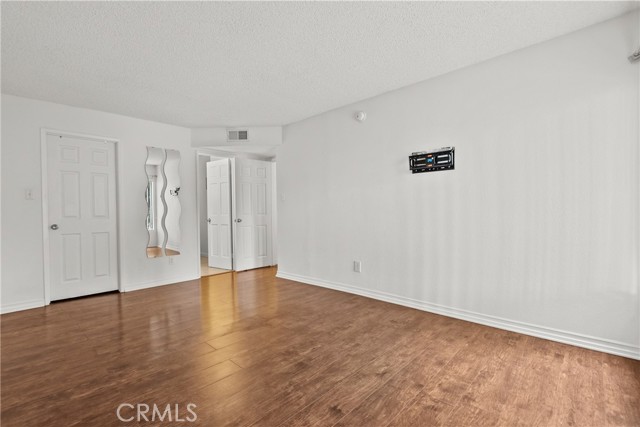 Detail Gallery Image 15 of 40 For 5700 Etiwanda #148,  Tarzana,  CA 91356 - 2 Beds | 1/1 Baths