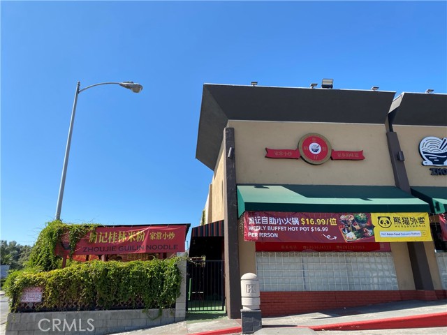 18438 E Colima Road, Rowland Heights CA: https://media.crmls.org/medias/b2105d09-811b-4369-a021-16cd83cab08a.jpg