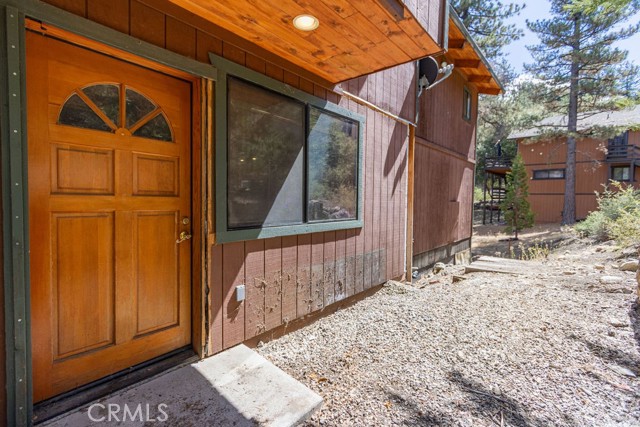 2208 Bernina, Pine Mountain Club CA: https://media.crmls.org/medias/b210bedb-b564-44ce-b28a-6e1534ada2f4.jpg