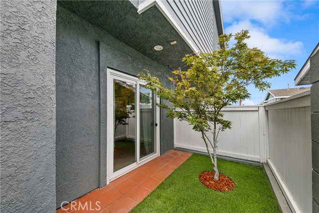 Detail Gallery Image 19 of 50 For 2404 Marshallfield Ln #B,  Redondo Beach,  CA 90278 - 3 Beds | 2/1 Baths