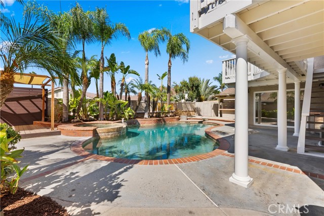8449 E Meadowridge Street, Anaheim CA: https://media.crmls.org/medias/b2120bd8-4f01-410d-b390-1cb8ff0adeca.jpg
