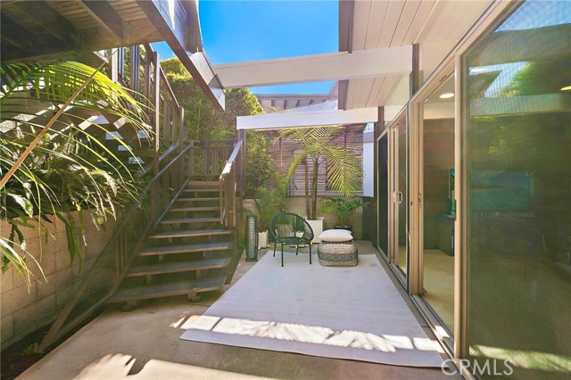 Detail Gallery Image 40 of 50 For 2581 Iris, Laguna Beach,  CA 92651 - 3 Beds | 2/1 Baths