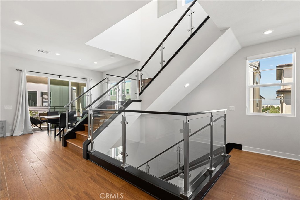 B21293f9 78c3 4a19 Bc76 013e6afc21aa