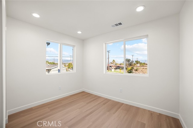 Detail Gallery Image 15 of 28 For 306 W Congress St, Colton,  CA 92324 - 4 Beds | 3 Baths