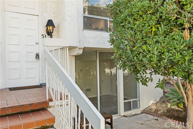 Detail Gallery Image 2 of 32 For 2315 Caringa, Carlsbad,  CA 92009 - 2 Beds | 2 Baths