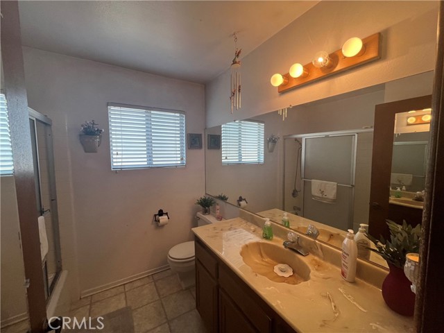 Detail Gallery Image 13 of 28 For 398 Angela Way, San Jacinto,  CA 92583 - 3 Beds | 2 Baths