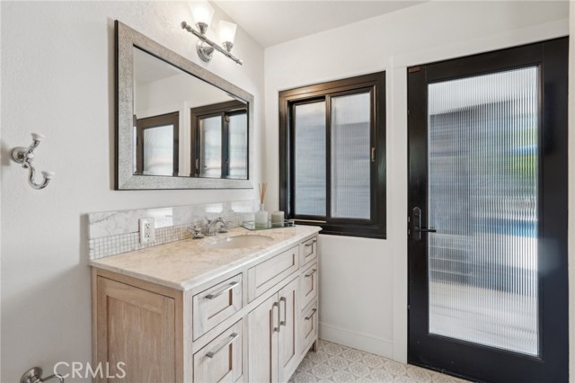 2718 Via Victoria, Palos Verdes Estates CA: https://media.crmls.org/medias/b2135ab4-0fde-4742-a50f-2eddc771ebb1.jpg