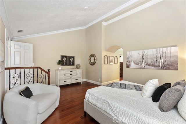 Detail Gallery Image 9 of 43 For 672 S Frontier Ct, Anaheim,  CA 92807 - 4 Beds | 2/1 Baths