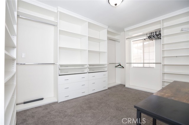 3 Bed Home for Sale in Hawthorne, California