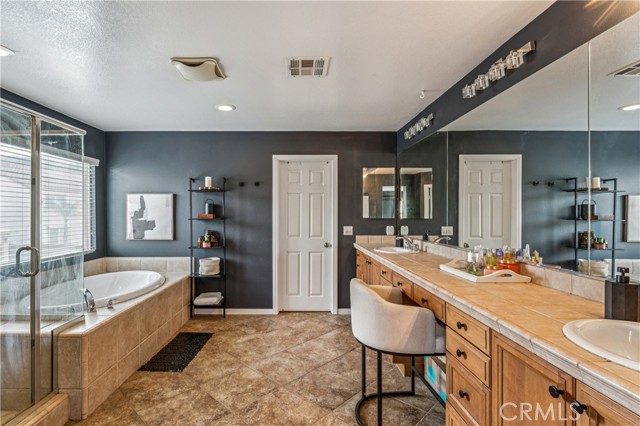 Detail Gallery Image 39 of 43 For 10889 Cameron Ct, Corona,  CA 92883 - 6 Beds | 4/1 Baths