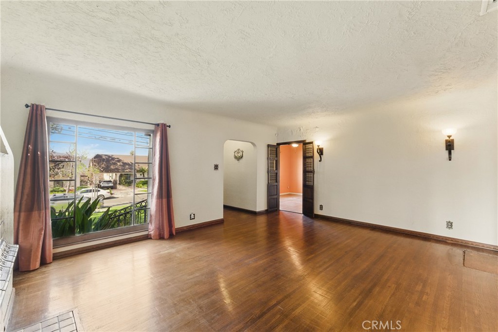 1521 N Columbus Avenue Glendale img 31