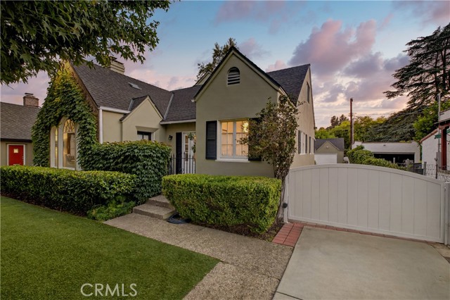 Detail Gallery Image 45 of 54 For 115 Annandale Rd, Pasadena,  CA 91105 - 4 Beds | 3 Baths