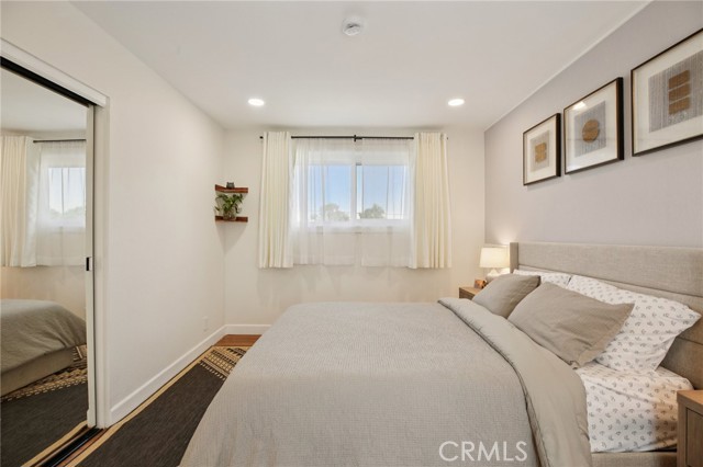 Detail Gallery Image 41 of 60 For 1533 W San Lorenzo Ave, Santa Ana,  CA 92704 - 5 Beds | 3 Baths