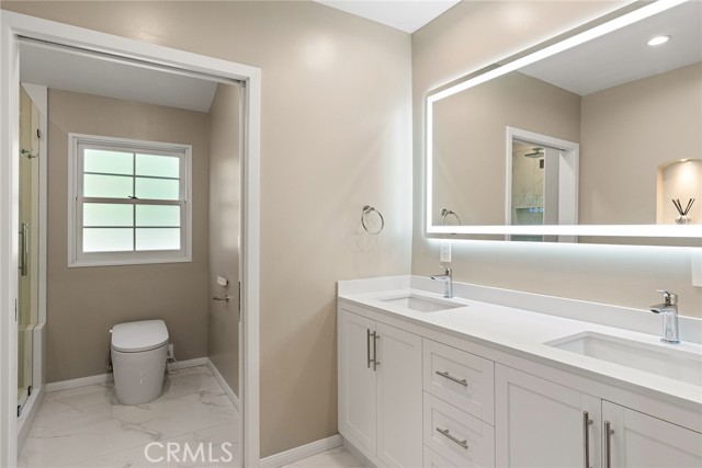 3202 E Chevy Chase, Glendale CA: https://media.crmls.org/medias/b2161d89-22c5-4109-bf5b-291a0af2b9e0.jpg