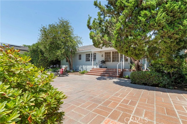 408 Oxford Drive, Arcadia CA: https://media.crmls.org/medias/b21657ae-6068-4c88-b4f2-921c2a8a1c94.jpg