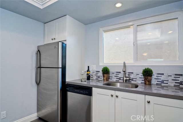 Detail Gallery Image 10 of 36 For 912 Caminito Madrigal #I,  Carlsbad,  CA 92011 - 2 Beds | 2 Baths