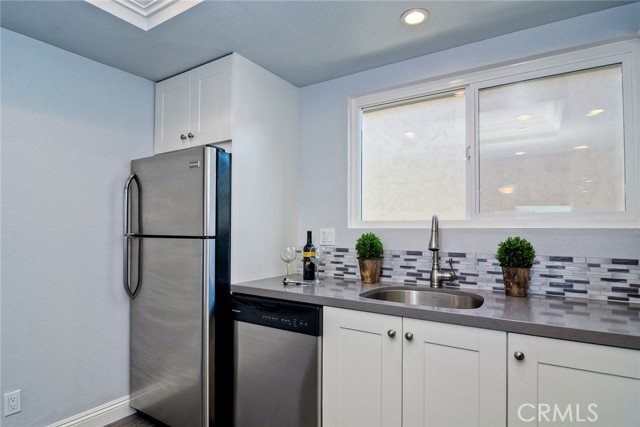 Detail Gallery Image 10 of 36 For 912 Caminito Madrigal #I,  Carlsbad,  CA 92011 - 2 Beds | 2 Baths