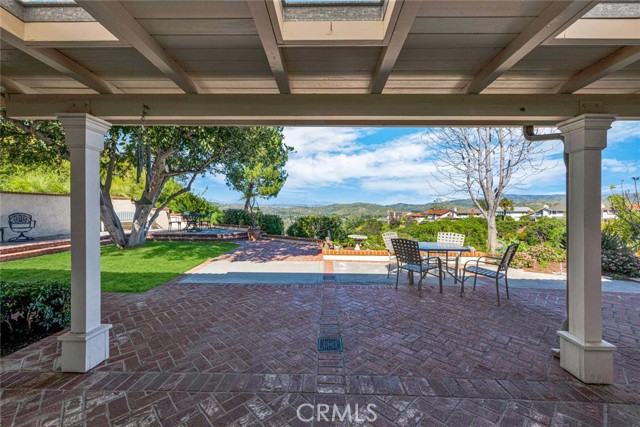 Detail Gallery Image 3 of 33 For 6823 E La Cumbre Dr, Orange,  CA 92869 - 3 Beds | 2 Baths