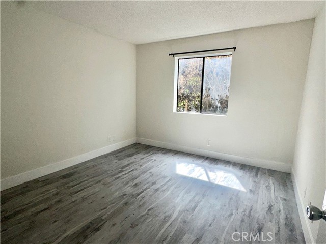 Detail Gallery Image 13 of 18 For 1052 S Mariposa Ave #105,  Los Angeles,  CA 90006 - 2 Beds | 2 Baths