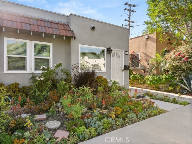 1406 Argonne Avenue, Long Beach CA: https://media.crmls.org/medias/b219aeaf-b04f-46ee-b4b4-712d94aa4651.jpg