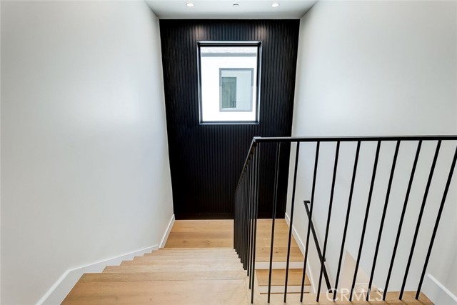 Detail Gallery Image 17 of 51 For 14931 Vose St, Van Nuys,  CA 91405 - 7 Beds | 6/1 Baths