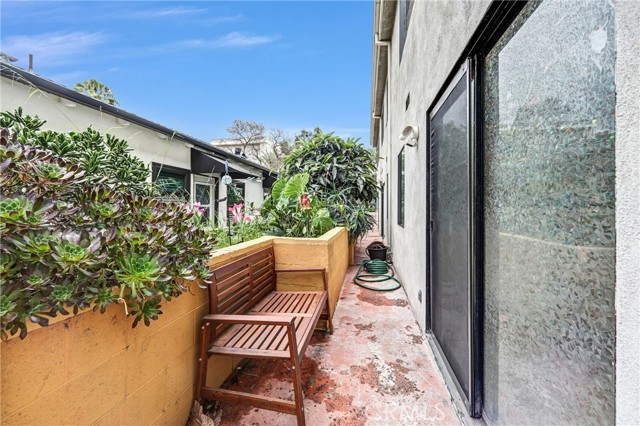 Detail Gallery Image 19 of 37 For 219 N Isabel St #4,  Glendale,  CA 91206 - 2 Beds | 2/1 Baths