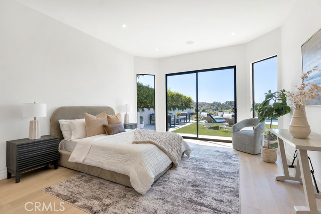 Detail Gallery Image 13 of 40 For 4015 Clarinda Dr, Tarzana,  CA 91356 - 5 Beds | 4 Baths