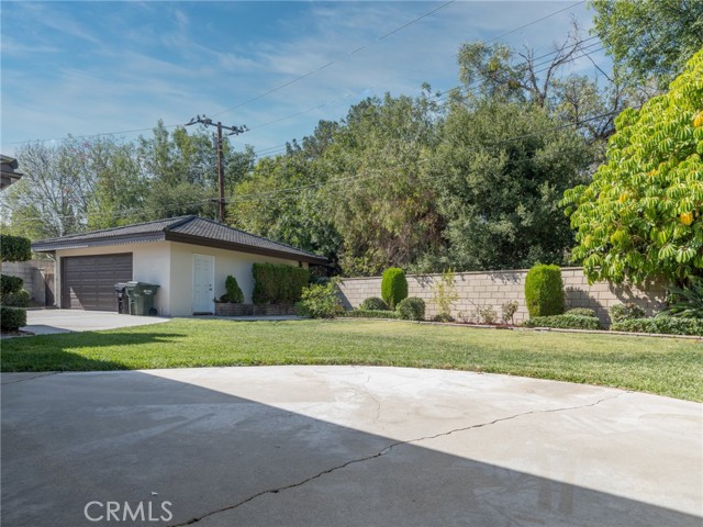Detail Gallery Image 27 of 33 For 417 S Charvers Ave, West Covina,  CA 91791 - 4 Beds | 3 Baths