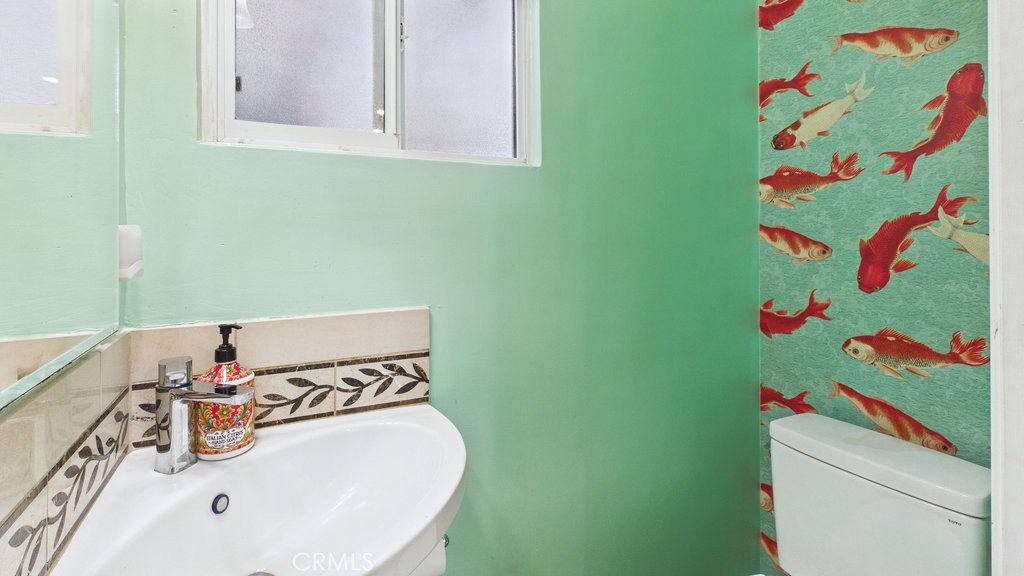 https://media.crmls.org/medias/b21cc7bd-97af-453c-b81c-519b0970b318.jpg?preset=X-Large