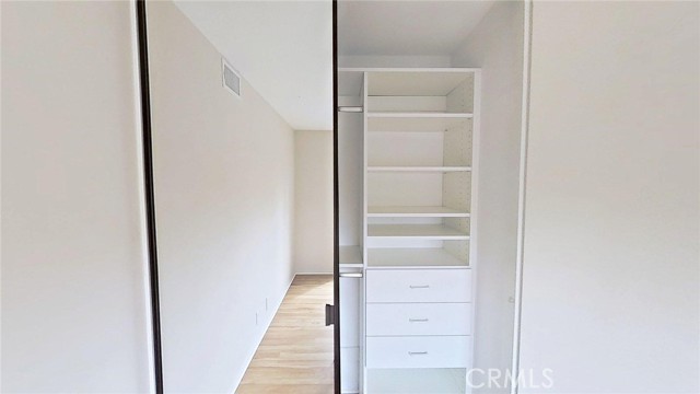 Detail Gallery Image 22 of 27 For 137 Corsica Dr, Newport Beach,  CA 92660 - 2 Beds | 1 Baths