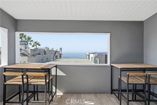 Detail Gallery Image 45 of 59 For 116 5th Place, Manhattan Beach,  CA 90266 - 5 Beds | 3 Baths