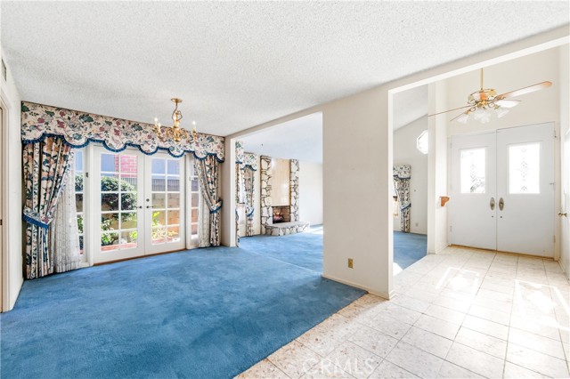 Detail Gallery Image 3 of 46 For 4501 Fir, Seal Beach,  CA 90740 - 4 Beds | 2 Baths