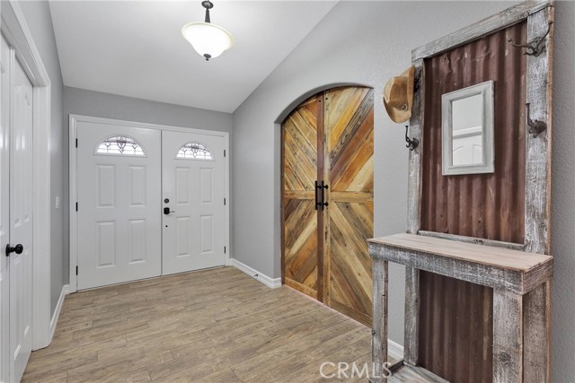 Detail Gallery Image 8 of 69 For 11844 Jenny St, Oak Hills,  CA 92344 - 4 Beds | 2/1 Baths