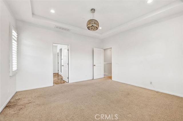 34 Somerton, Irvine CA: https://media.crmls.org/medias/b221e2e7-bf6a-42f6-9595-7c0ee1184353.jpg