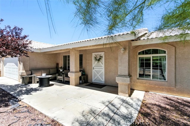 16662 Joshua Street, Hesperia CA: https://media.crmls.org/medias/b2230a49-01df-4600-8342-e93e2cec9f53.jpg