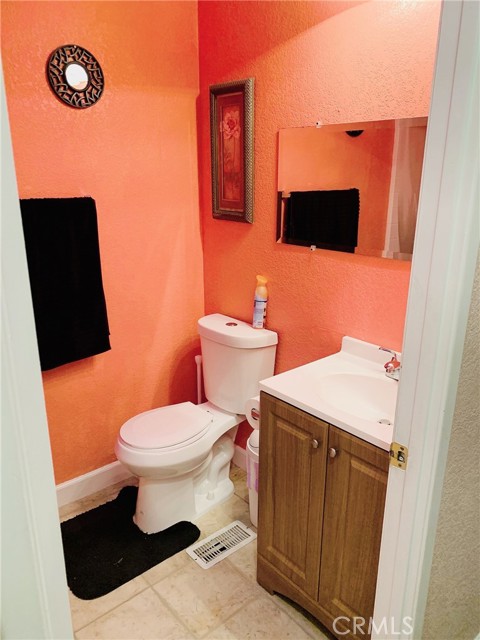 Detail Gallery Image 8 of 22 For 350 E San Jacinto Ave #54,  Perris,  CA 92571 - 3 Beds | 2 Baths