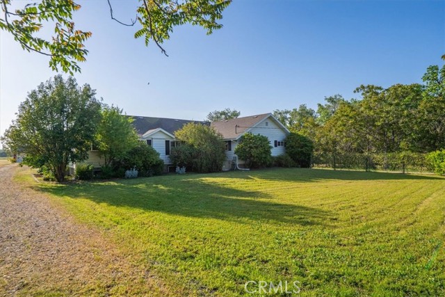 8791 Fox Street, Los Molinos CA: https://media.crmls.org/medias/b22463a0-6909-4b21-a14e-512e2eedfe99.jpg