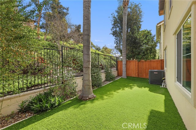 Detail Gallery Image 22 of 29 For 55 Fieldhouse, Ladera Ranch,  CA 92694 - 3 Beds | 2/1 Baths