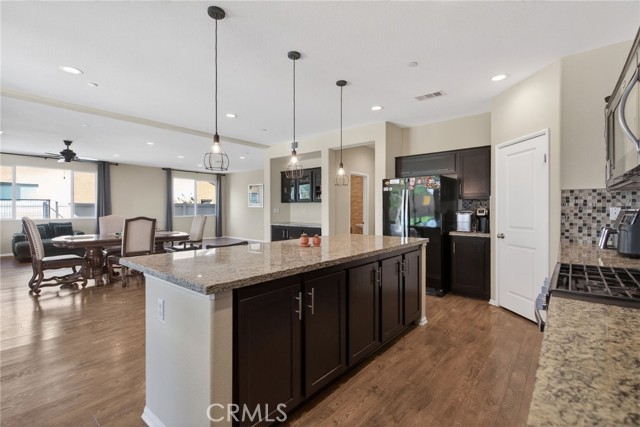 Detail Gallery Image 30 of 58 For 12560 Beryl, Jurupa Valley,  CA 92509 - 4 Beds | 3/1 Baths