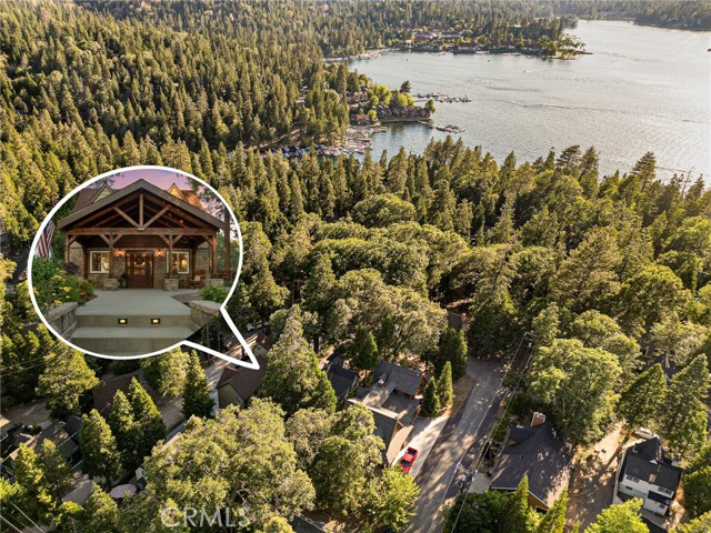 243 Manzanita Drive, Lake Arrowhead CA: https://media.crmls.org/medias/b225b01b-97b5-435e-80b1-fa75b2da12d1.jpg