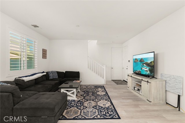 MLS #IG25261985 image #9