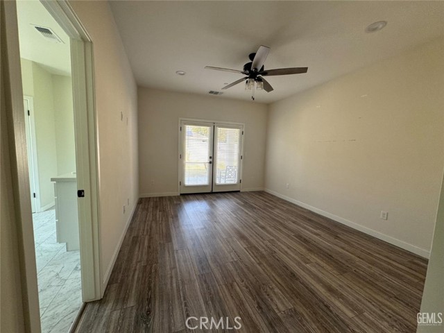 Detail Gallery Image 9 of 16 For 308 Acacia, Bakersfield,  CA 93305 - 4 Beds | 2 Baths