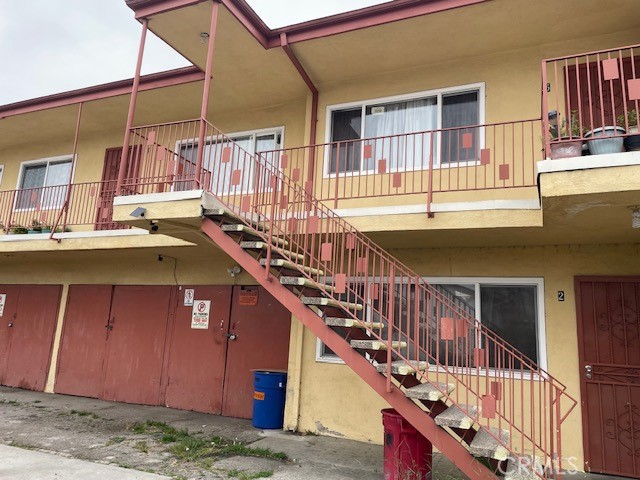 Image 2 of 3 For 2844 Ardmore Avenue