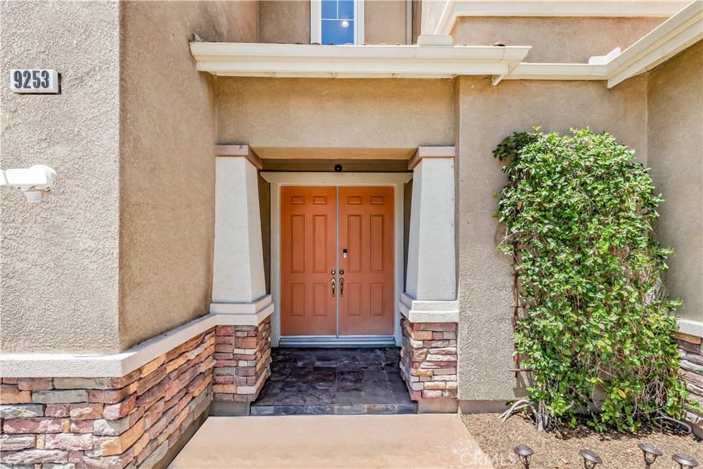 MLS #OC25133999 img 7