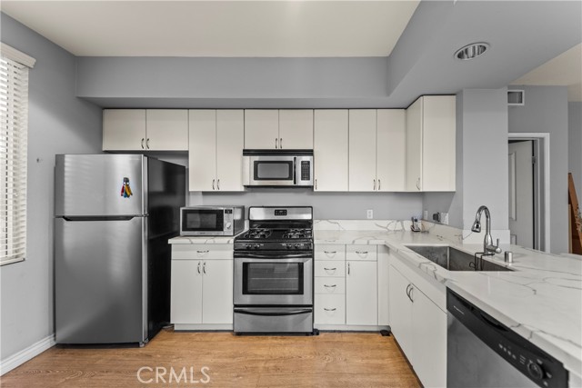 Detail Gallery Image 2 of 28 For 1801 E Katella #2063,  Anaheim,  CA 92805 - 3 Beds | 2 Baths