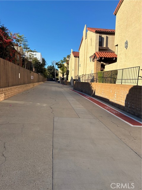 Detail Gallery Image 6 of 24 For 427 E. Mission Rd #44,  Alhambra,  CA 91801 - 2 Beds | 2/1 Baths