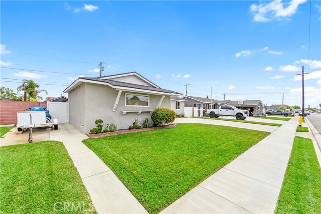 Detail Gallery Image 2 of 54 For 6222 Shawnee Road, Westminster,  CA 92683 - 3 Beds | 2 Baths